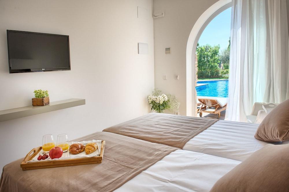 Hotel Hostalet De - Adults Only