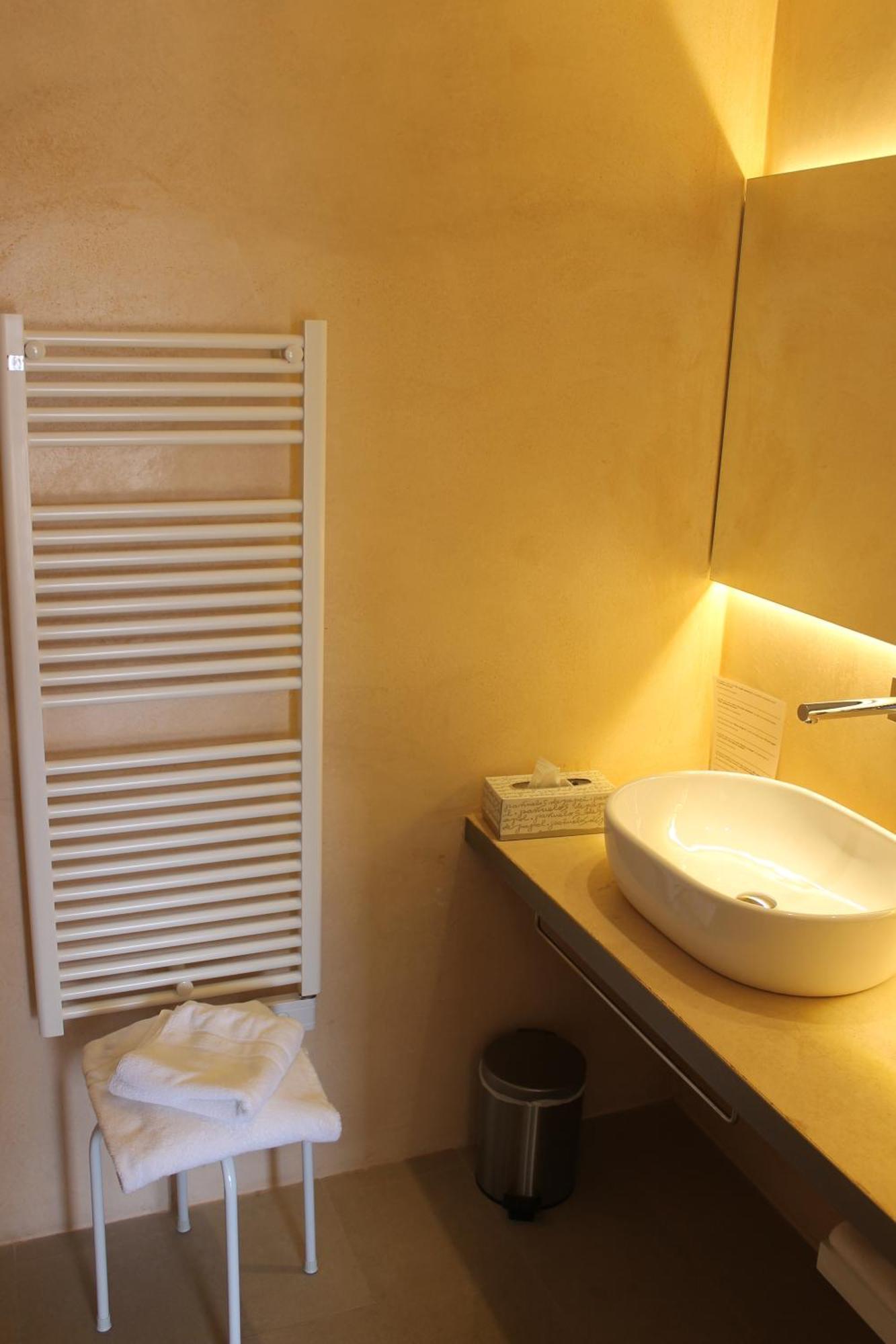 Hostalet De - Adults Only Hotel 2*